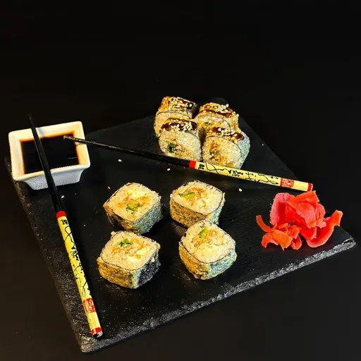 Филадельфия темпура с жареным лососем