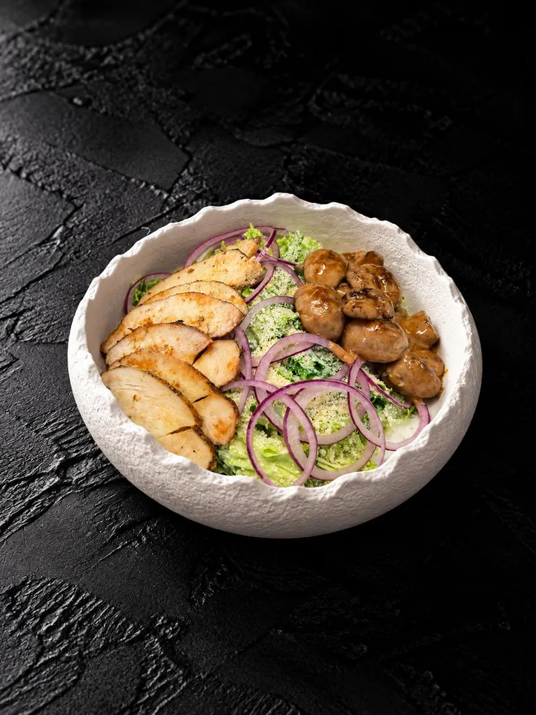 Кура с грибами